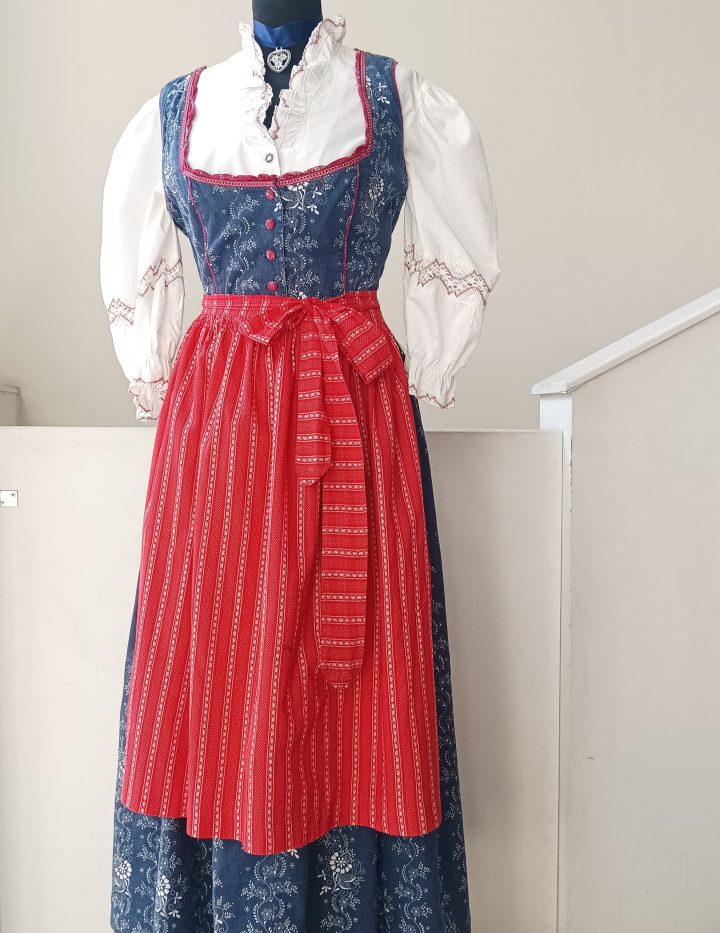 Lang dirndl / Tyrolersæt (dame)